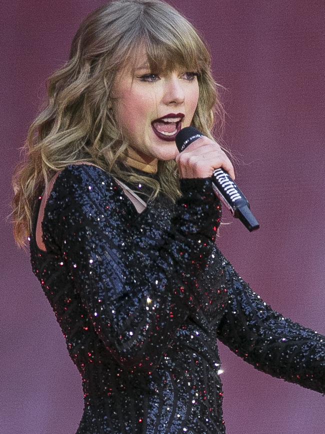 Taylor Swift pulled out of her appearance at the Cup citing a schedule change.