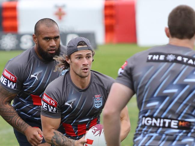 DAILY TELEGRAPH 26TH MAY 2023Pictured with the ball is Nicho Hynes during a Westpac NSW Blues training session at Coogee Oval in Sydney ahead of the 2023 State of Origin series opener.Picture: Richard Dobson