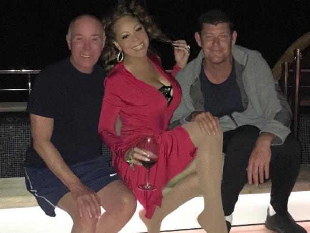 David Geffen, Mariah Carey and James Packer enjoying each other’s company.