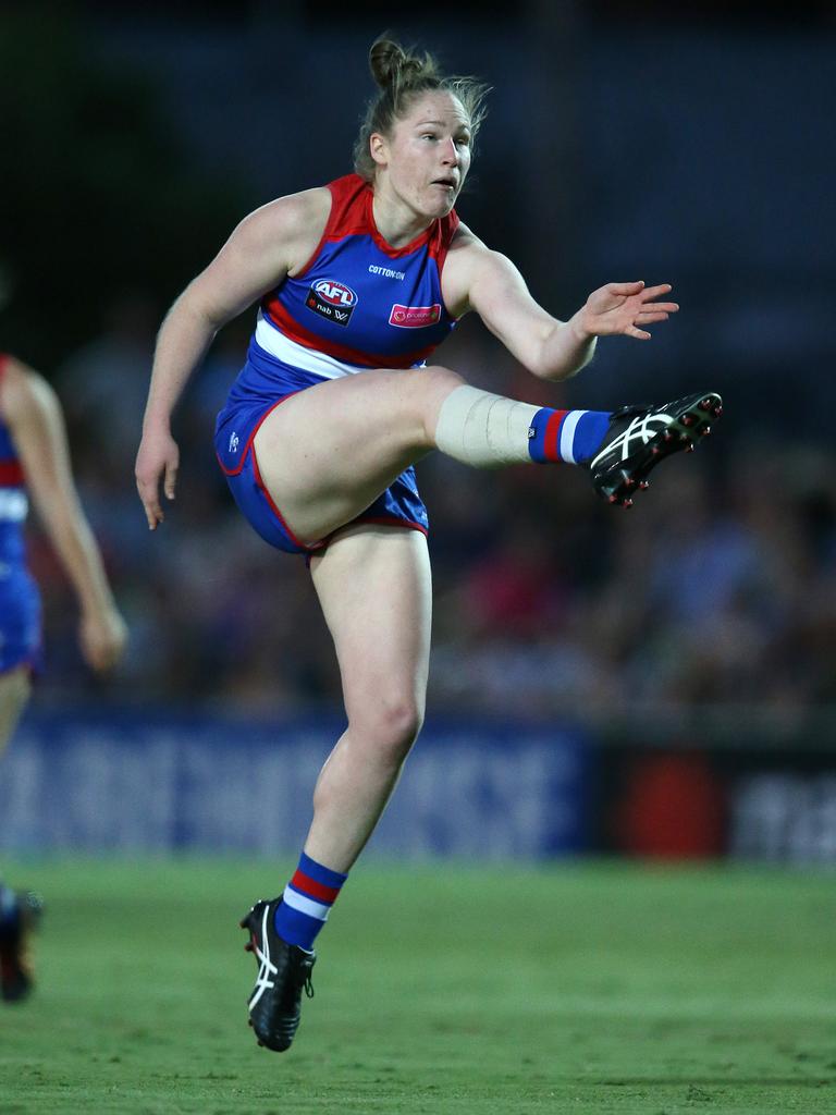 Ash Utri in action for the Doggies. Picture: Michael Klein