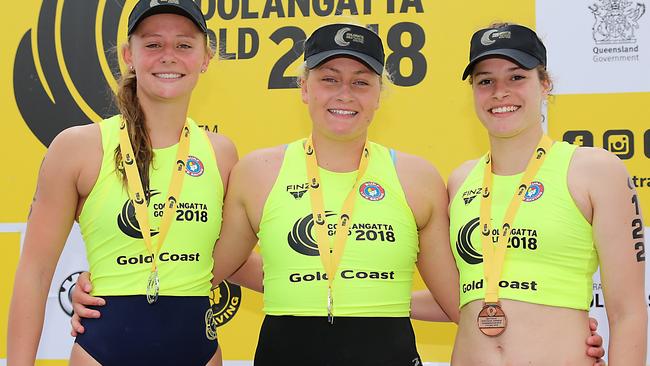 Coolangatta Gold shortcourse women's winners Emily Doyle (centre), Jazmin Lewsam (left) and Kiera Albertsen (right). Photo: Harvpix