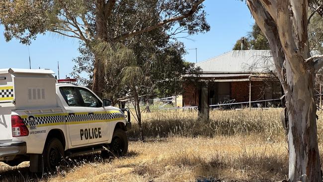 Police at the property in Senior, near Bordertown in the state’s south-east on Friday. Picture: NCA NewsWire / Dean Martin