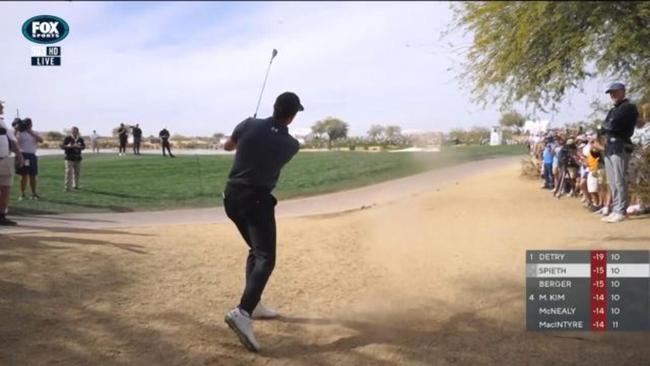 "From the desert!" Spieth makes WILD par