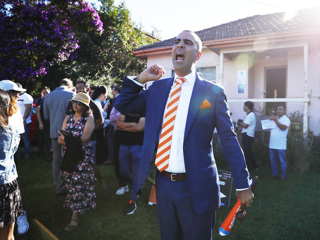 SUNDAY TELEGRAPH - 27/3/21

Auction at 69 Waterview Rd at Putney which sold for $3.982M.  Auctioneer Michael Garofolo pictured. Picture: Sam Ruttyn
