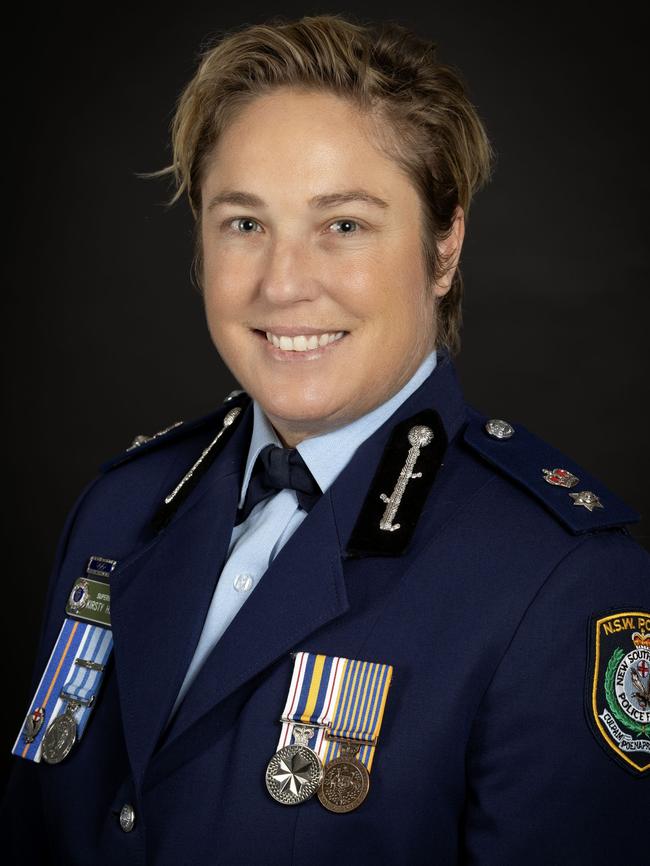 Former police prosecutor Kirsty Heyward is the hot tip to take over the vacant Assistant Commissioner role overseeing the Prosecutions branch.