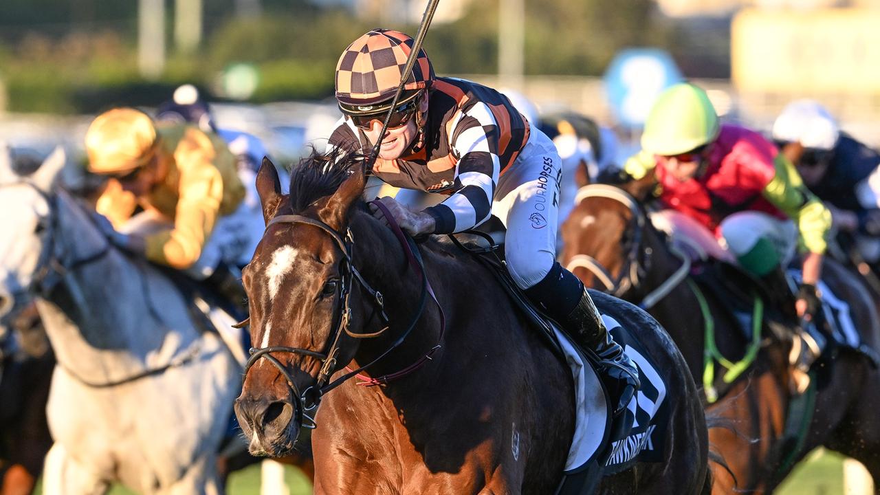 Sydney hoop locked in for Caulfield Cup favourite