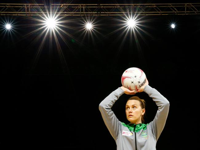 Natalie Medhurst of the Fever warms up prior to the Round 14 Super Netball match between the Giants Netball and the West Coast Fever at the International Convention Centre (ICC) Sydney Theatre in Sydney, Saturday, August 4, 2018. (AAP Image/Jeremy Ng) NO ARCHIVING, EDITORIAL USE ONLY