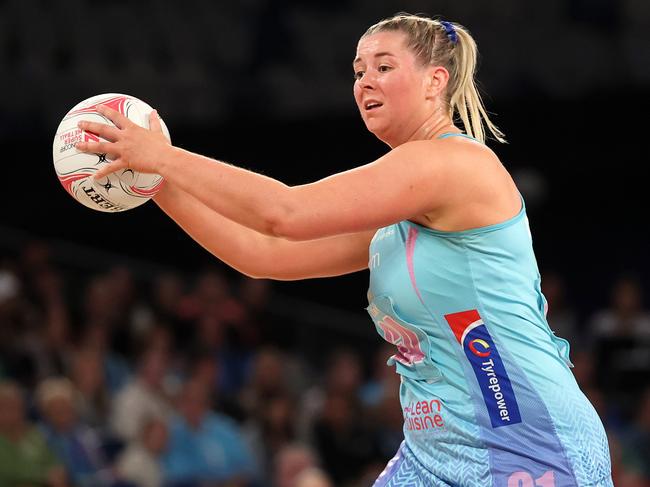 Eleanor Cardwell is aiming for a Round 1 Super Netball return from knee surgery for the Melbourne Mavericks. Picture: Kelly Defina/Getty Images