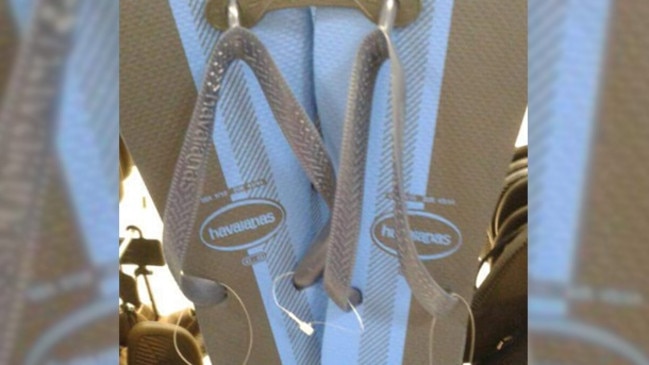 White and hot sale gold havaianas