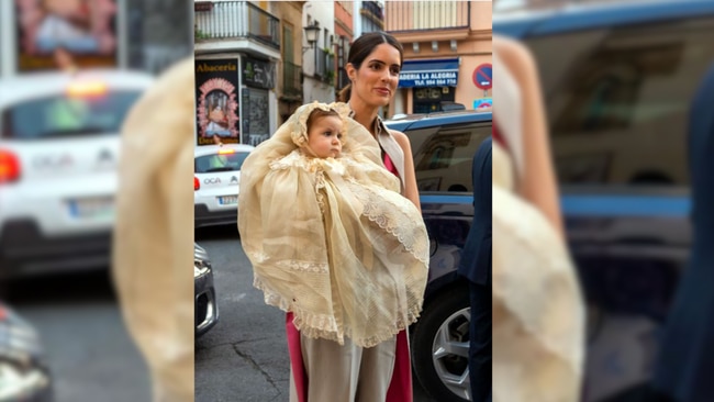 Sofia and her daughter at the baptism. Source: Cordon Press