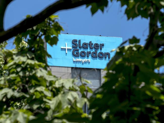 A Slater and Gordon billboard is seen outside their office in Melbourne on Wednesday, December 6, 2017. Slater and Gordon shareholders have approved a lifeline for the troubled law firm, voting to back a recapitalisation plan at a meeting in Melbourne. (AAP Image/Luis Enrique Ascui) NO ARCHIVING