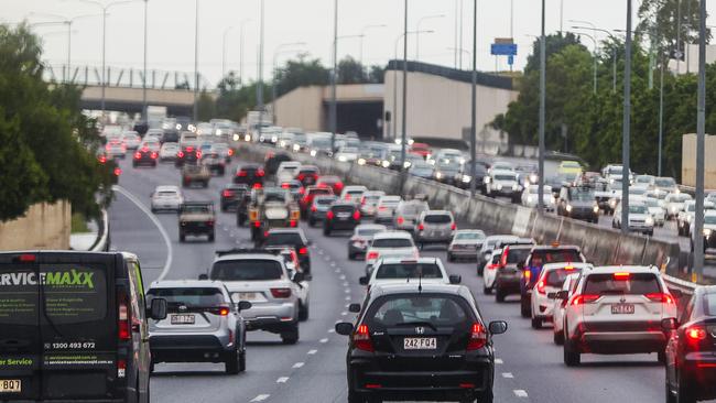 M1 traffic heading southbound towards the Gold Coast from Brisbane. The motorway has been scene of a number of alleged serious dangerous driving episodes in the last three days. Picture: Nigel Hallett.