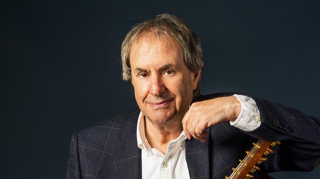 Chris de Burgh will tour Australia in 2025.