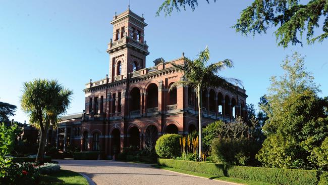 The Pratt family seat Raheen, in Melbourne’s Kew.