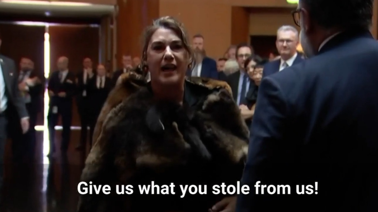 Lidia Thorpe kicked out of Parliament House Great Hall after screaming protests at King Charles