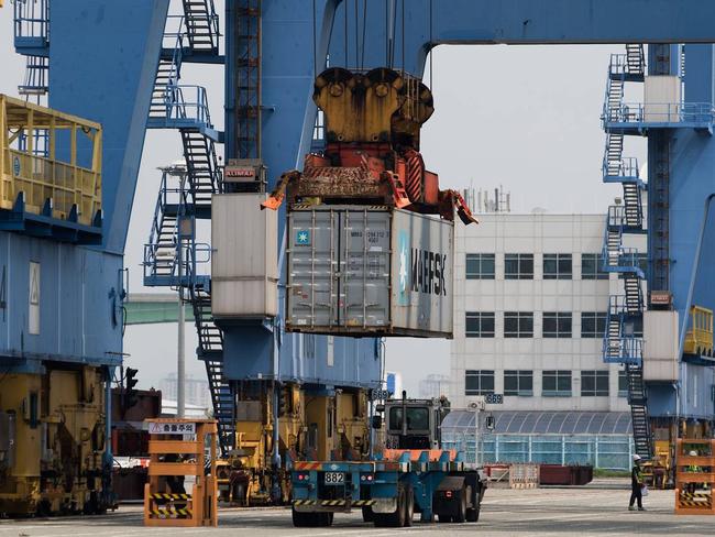 Funding for vital crane to open Gladstone port to freight