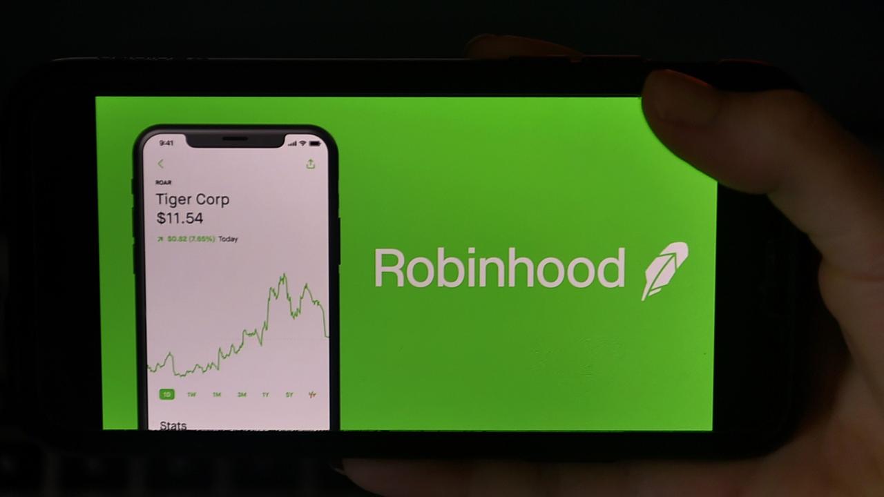 Punters are using the commission-free Robinhood app to trade. Picture: Olivier Douliery / AFP