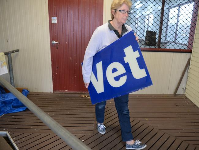 Australian Animal Protection Society volunteer at Keysborough animal shelter helps dismantle the vet clinic from its old site. Picture: Jason Sammon