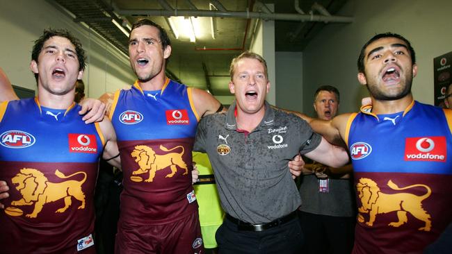 Michael Rischitelli, Jamie Charman, Michael Voss and Scott Harding celebrate after beating West Coast early in the 2009 season.