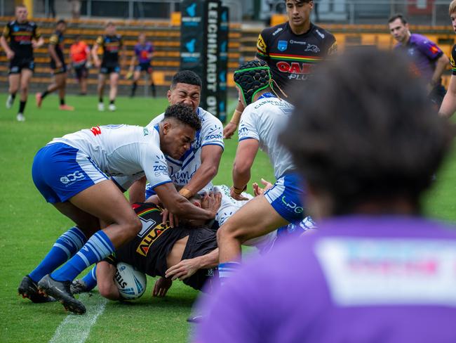 Jaxen Edgar tries to get out of his own in-goal. Picture: Thomas Lisson