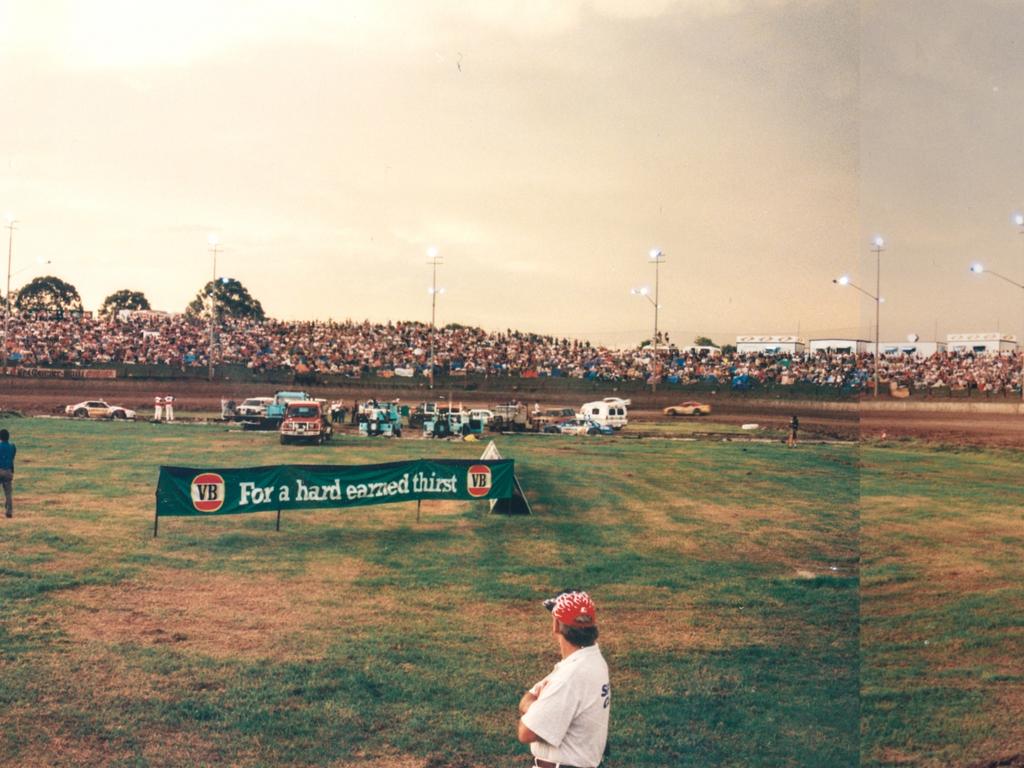 Panoramic view of the Archerfield Speedway – Photo Supplied Brisbane John Oxley Library, State Library of Queensland