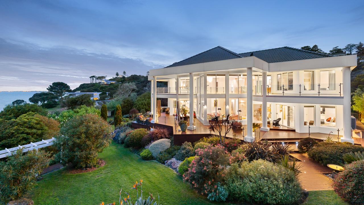 Frankston South house price record Beachfront home with Hugh Jackman