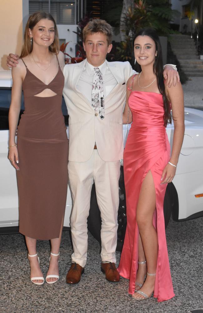 Ashlee, Ryan and Bella enjoyed their night at the 2022 Noosa District State High School Formal. Picture: Eddie Franklin