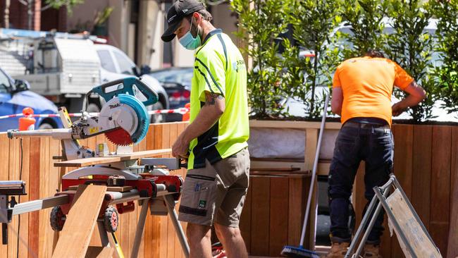 The federal government will increase its small and medium business procurement-by-value target from 10 per cent to 20 per cent – estimated to benefit those enterprises up to $14b. Picture: NCA NewsWire/Sarah Matray