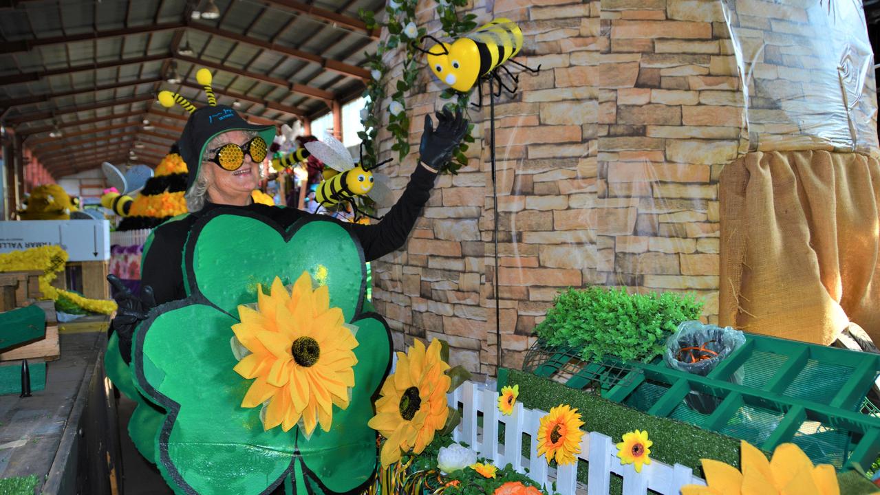 Participating in the 2023 Toowoomba Carnival of Flowers and Grand Central Parade is Darling Downs Irish Club member Mary Edlich. Picture: Rhylea Millar