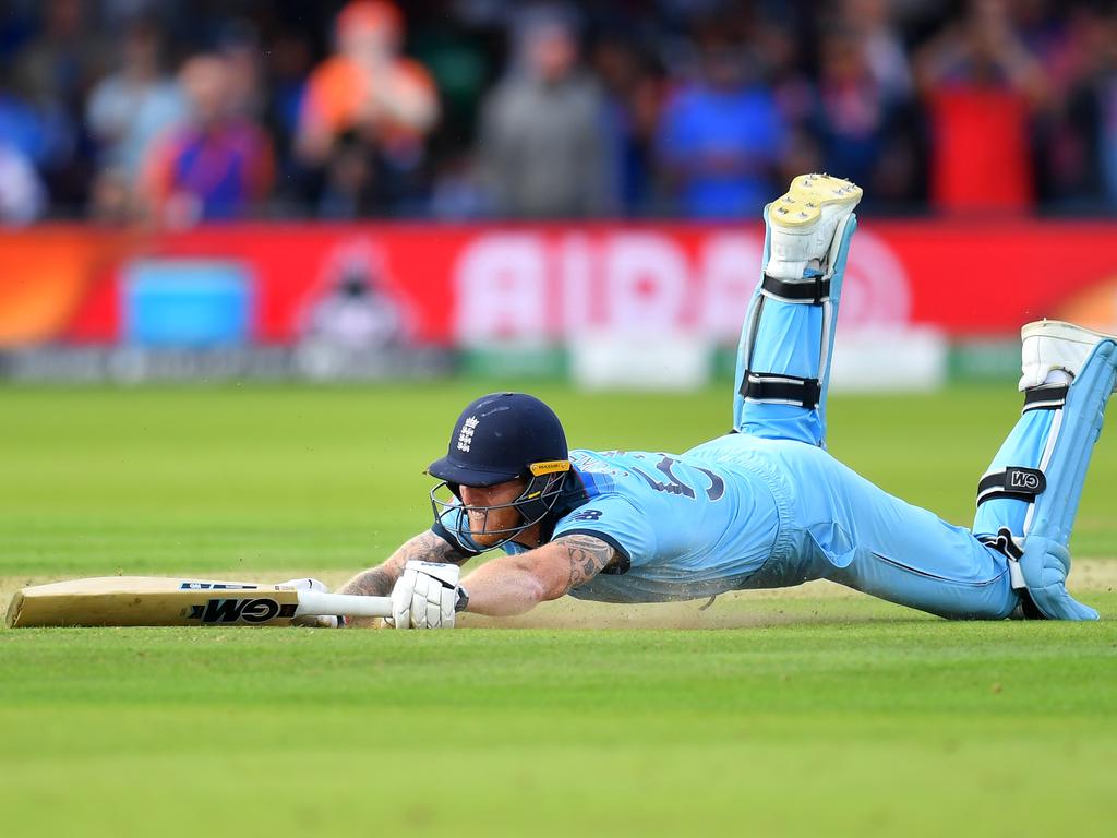 Ben Stokes dive which got the six runs.