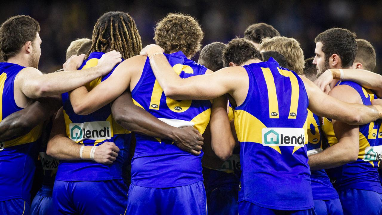 West Coast Eagles players have reportedly agreed to a pay cut. Picture: Tony McDonough