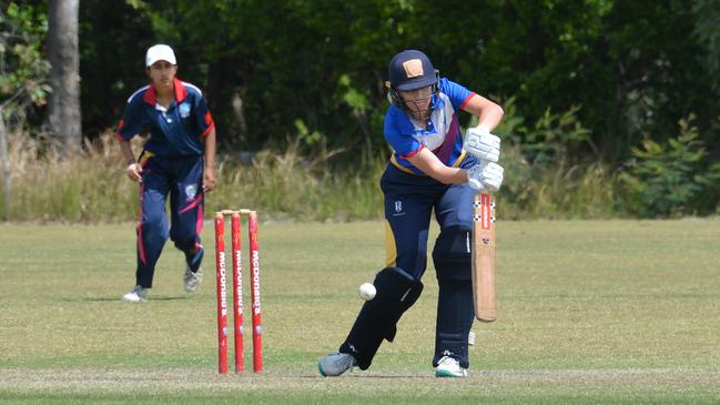 Eliza Thompson batting for the New Coasters. 2024 women's under-19s country championships final between New Coasters and South West at Wiigulga Sporting Complex, Woolgoolga. Picture: Leigh Jensen