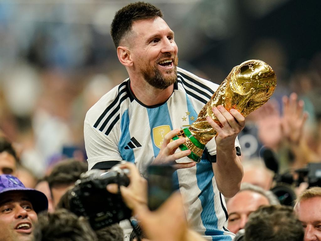 Argentina defeats France in epic World Cup final following penalty