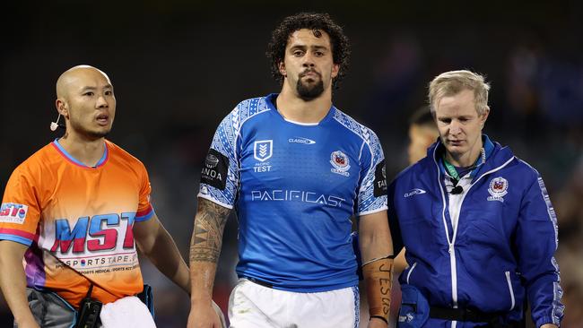 Josh Aloiai was able to walk off the field after being knocked out in a tackle. Picture: Mark Kolbe/Getty Images