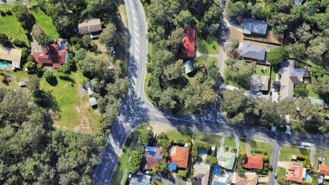 The junction of Tamborine Oxenford Rd and Michigan Dr in Oxenford. Picture: Google Maps.