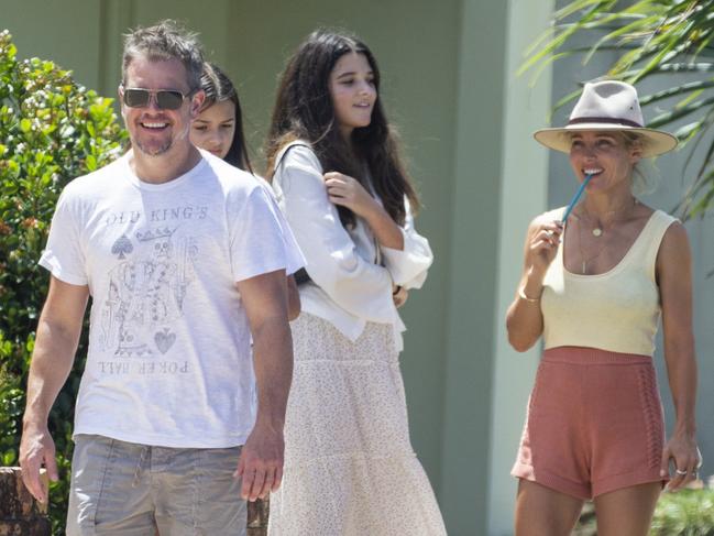 ** FEES APPLY - DT ONLY - ONLINE EMBARGO UNTIL 6AM 1ST FEBRUARY, 2021 ** MUST CREDIT MEDIA MODE *** Matt Damon and wife Luciana Barroso head out for their first taste of FREEDOM, with Byron Bay friend Elsa Pataky, and their children, as their mandatory quarantine period ends!The Damons wasted no time in meeting up with their family friends The Hemsworths for their first taste of freedom, with a lunch at Lennox Head, with Elsa Pataky and her children. Noticeably absent was Damon's Byron mate, Chris Hemsworth, who has seemingly stayed in Sydney to continue his work on week one of the Thor film shoot.EXCLUSIVE30 January 2021Ã‚Â©MEDIA-MODE.COM