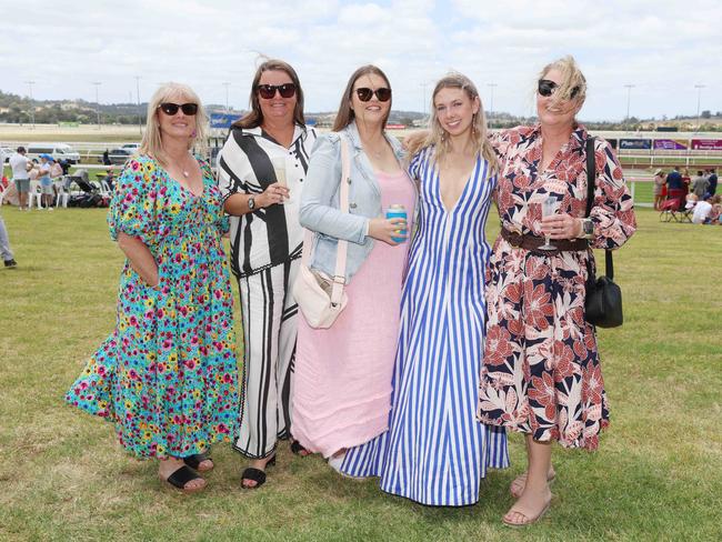 Maddie Brown, Bridget Carney, Mandy Guan, Zoe Harting and Penny Carney at the Pakenham Cup. Picture: Brendan Beckett