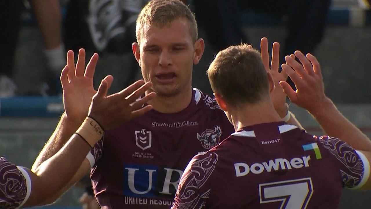 Tom Trbojevic scores for Manly.