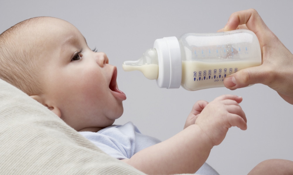 proper way to feed a baby