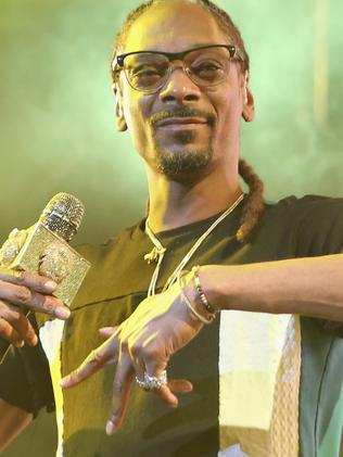 It is not clear from his post whether Snoop Dogg supports the Senator’s action of breastfeeding in Parliament. Photo: AP Images