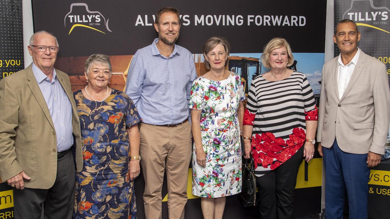 ( From left ) Toowoomba Hospital Foundation chairman Ray Taylor, Madeline Taylor, Dr Richard Harris, Helen Royal, Trish Edwards and Dr Craig Challen. Tillys Legends at their Games Luncheon to help raise funds for the Darling Downs Health Mental Health Service.. Friday, March 12, 2021. Picture: Nev Madsen.