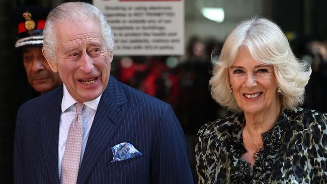 TOPSHOT - Britain's King Charles III and Britain's Queen Camilla arrive to visit the University College Hospital Macmillan Cancer Centre in London on April 30, 2024. Charles is making his first official public appearance since being diagnosed with cancer, after doctors said they were "very encouraged" by the progress of his treatment. (Photo by HENRY NICHOLLS / AFP)