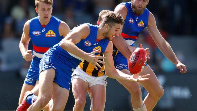 Marcus Bontempelli wants to improve his goalkicking this season. Picture: Getty Images