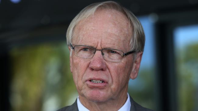 Peter Beattie condemns Gold Coast Council decision to gift Commonwealth ...