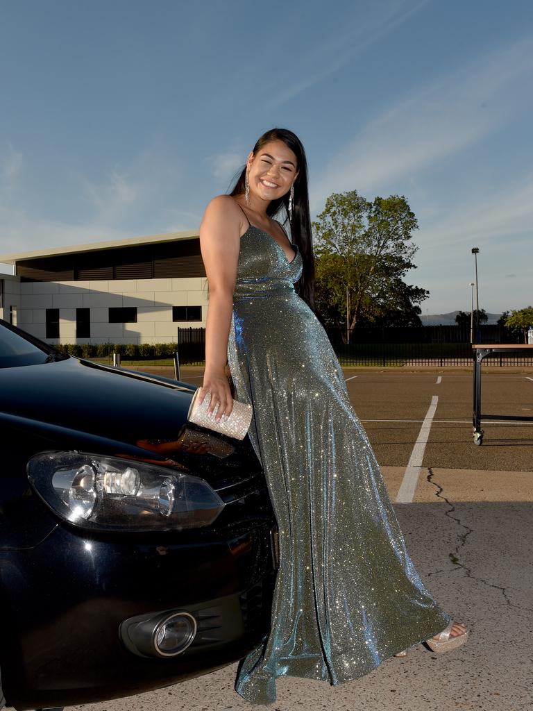 PHOTOS: Calvary Christian College formal 2020 | Daily Telegraph