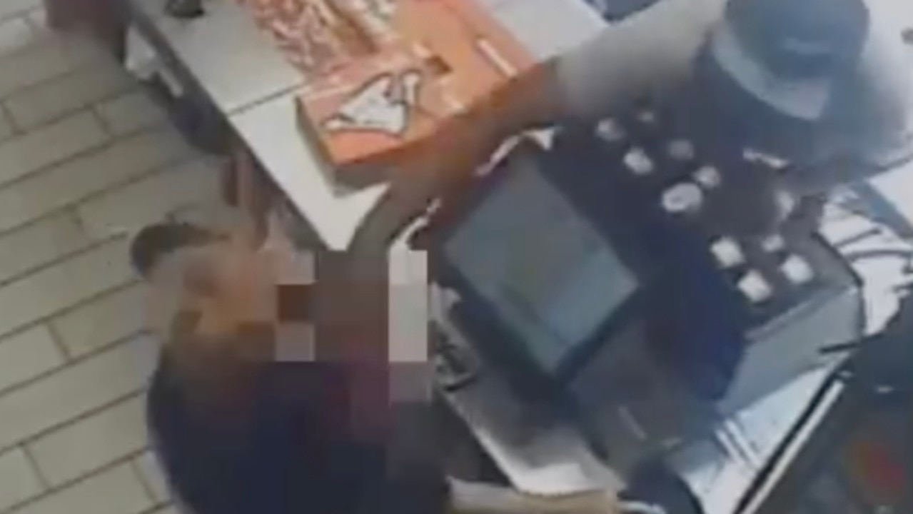 Irate Customer Slaps Pizza Store Manager in Livonia, Michigan