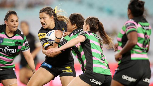 Mounties' Shaylee Bent shows her power against Rabbitohs.