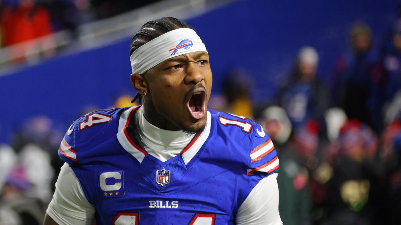 ORCHARD PARK, NEW YORK - JANUARY 21: Stefon Diggs #14 of the Buffalo Bills reacts during the AFC Divisional Playoff game against the Kansas City Chiefs at Highmark Stadium on January 21, 2024 in Orchard Park, New York. (Photo by Timothy T Ludwig/Getty Images)