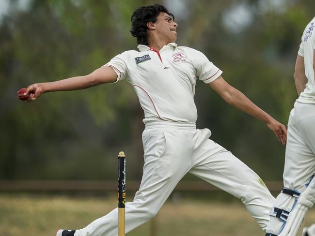 Sorrento youngster James Rulach goes at Baxter. Picture: Valeriu Campan