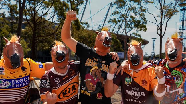 Broncos fans arrive at Sydney Olympic Park. Photo by Jenny Evans/Getty Images.